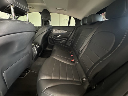 Used 2017 Mercedes-Benz GLC 300 4MATIC Coupe image 23
