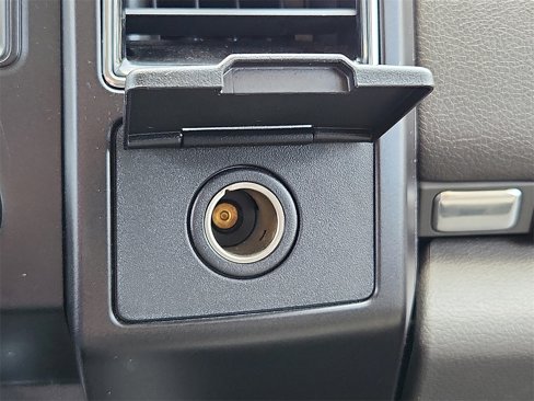 Used 2021 Ford Expedition Limited image 30