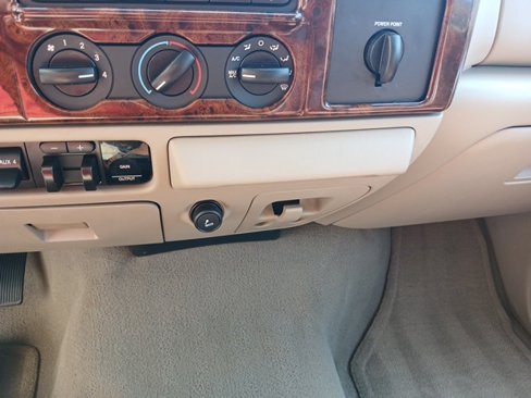 Used 2006 Ford F350 Lariat image 35