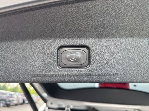 Used 2018 Ford Explorer XLT w/ Equipment Group 202A image 29
