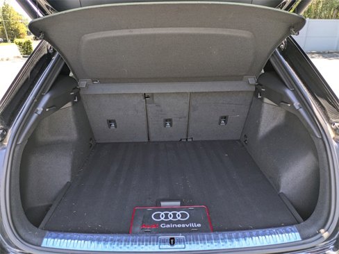 Used 2022 Audi Q3 2.0T Premium Plus image 15