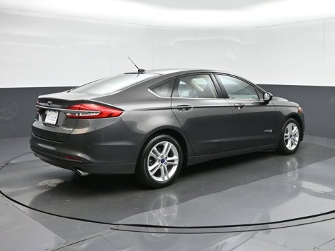Used 2018 Ford Fusion S image 7