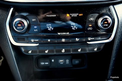 Used 2020 Hyundai Santa Fe Limited image 19