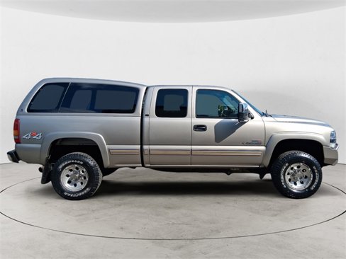 Used 2002 Chevrolet Silverado 2500 LT w/ Off-Road Skid Plate Pkg image 6