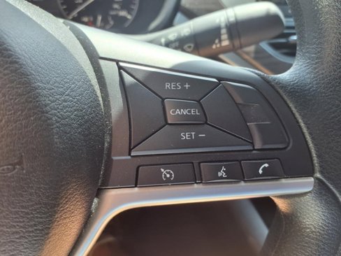 Used 2024 Nissan Altima 2.5 SV image 18