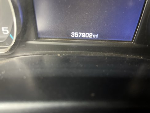 Used 2017 GMC Sierra 2500 SLT w/ Duramax Plus Package image 8
