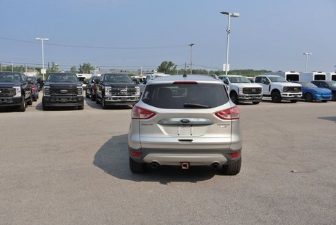 Used 2016 Ford Escape Titanium image 5