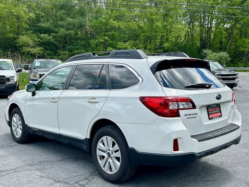 Used 2015 Subaru Outback 2.5i Premium image 6