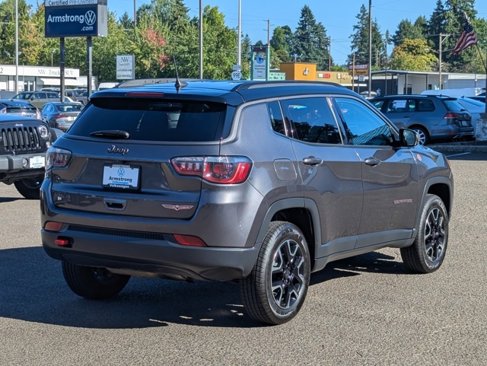 Used 2020 Jeep Compass Trailhawk image 5