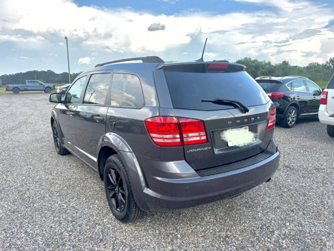 Used 2020 Dodge Journey SE w/ SE Popular Equipment Group image 10