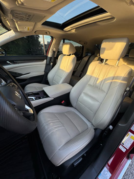 Used 2022 Honda Accord Touring image 9