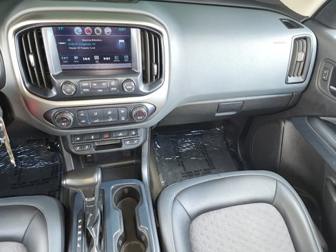 Used 2017 Chevrolet Colorado Z71 image 15