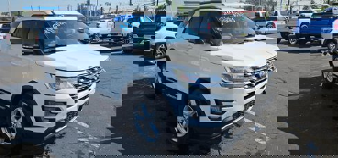 Used 2017 Ford Explorer XLT w/ Equipment Group 202A image 1