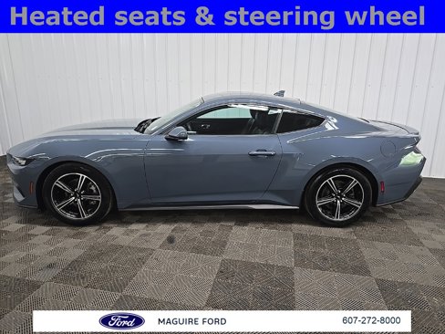 Used 2024 Ford Mustang Premium image 6