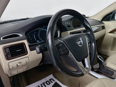 Used 2015 Volvo S80 T5 image 9