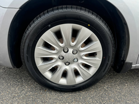 Used 2014 Chrysler 200 LX image 23