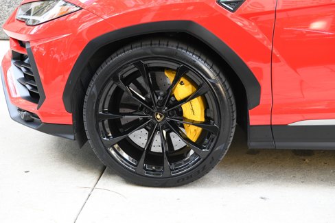 Used 2022 Lamborghini Urus image 22