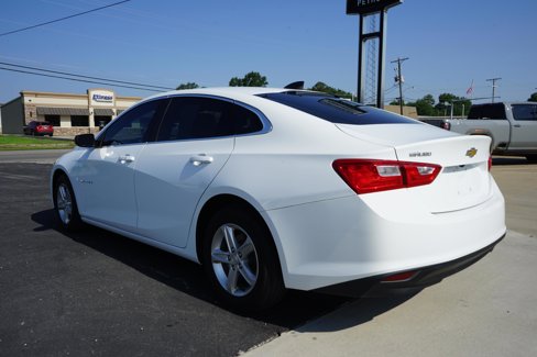 Used 2022 Chevrolet Malibu LS image 3