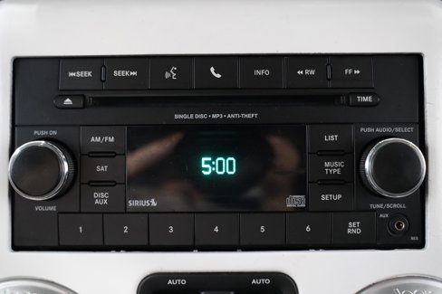 Used 2015 Jeep Wrangler Unlimited Sahara w/ Connectivity Group image 22