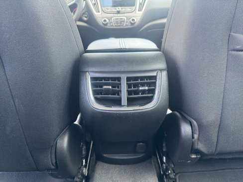Used 2024 Chevrolet Malibu LT image 24