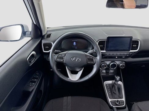 Certified 2024 Hyundai Venue SEL image 22