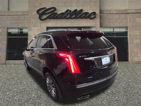 Used 2019 Cadillac XT5 Luxury image 3