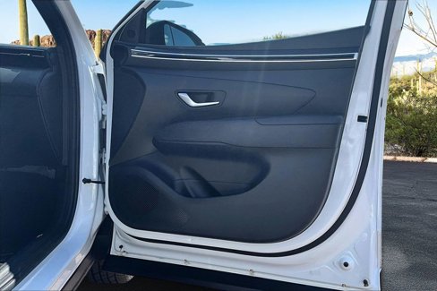 Used 2022 Hyundai Santa Cruz SEL Premium image 25