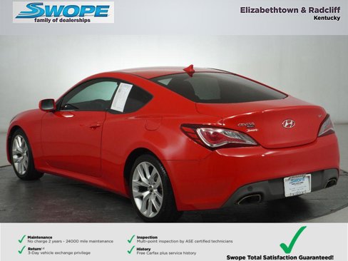 Used 2013 Hyundai Genesis 2.0T image 5