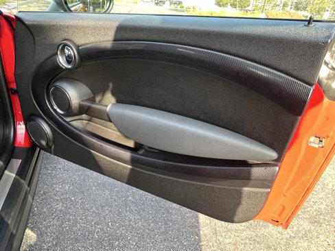 Used 2011 MINI Cooper S image 34