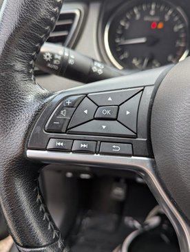 Used 2020 Nissan Rogue Sport SV w/ All-Weather Package image 16