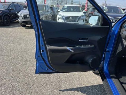 Certified 2022 Nissan Kicks SV image 16