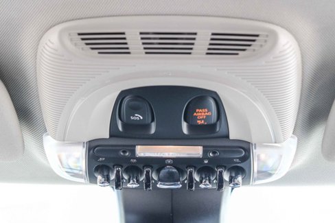 Used 2023 MINI Cooper 4-Door Hardtop image 16