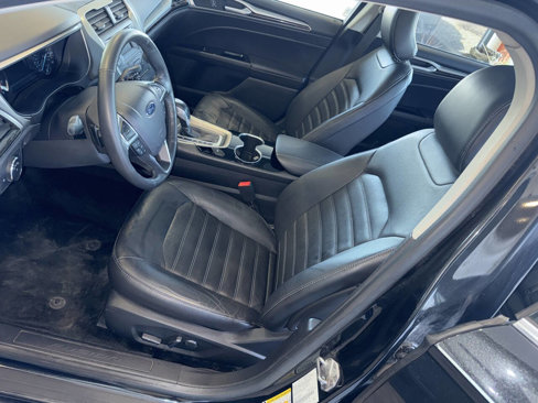 Used 2015 Ford Fusion SE w/ Equipment Group 202A image 17