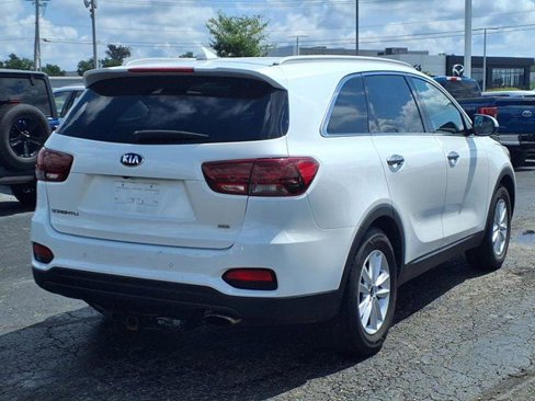 Used 2019 Kia Sorento LX w/ LX Convenience Package image 7