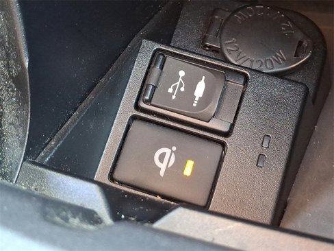 Used 2016 Toyota Camry XLE image 24
