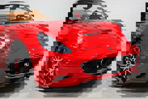 Used 2010 Ferrari California image 25