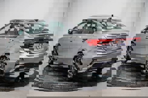 Used 2023 Kia Forte LXS image 2