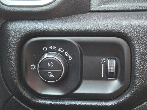 Used 2022 RAM 1500 Lone Star image 25