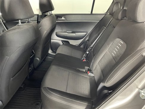 Certified 2018 Kia Sportage LX image 17