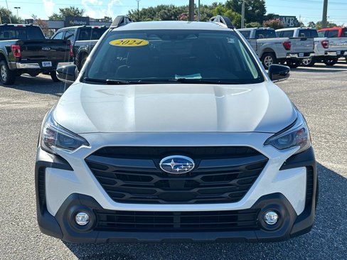 Used 2024 Subaru Outback Premium image 2
