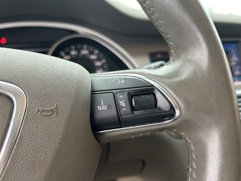 Used 2015 Audi Q7 TDI Premium Plus w/ Premium Plus Package image 16