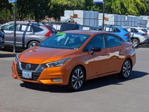 Used 2021 Nissan Versa SR w/ Convenience Package image 9