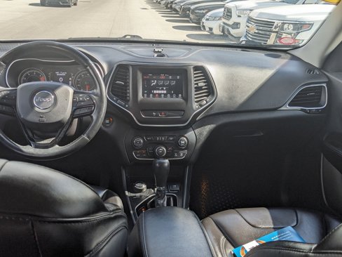 Used 2019 Jeep Cherokee Latitude Plus image 17