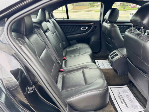 Used 2013 Ford Taurus Limited image 13