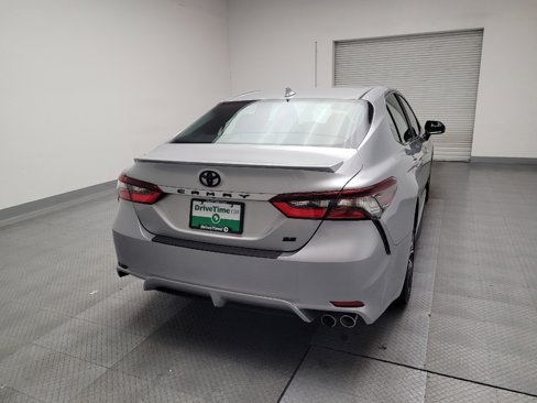 Used 2022 Toyota Camry SE image 7