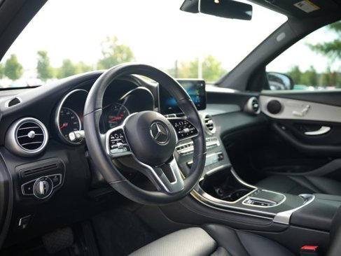 Certified 2020 Mercedes-Benz GLC 300 4MATIC image 40