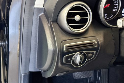 Used 2017 Mercedes-Benz C 300 Sedan image 10