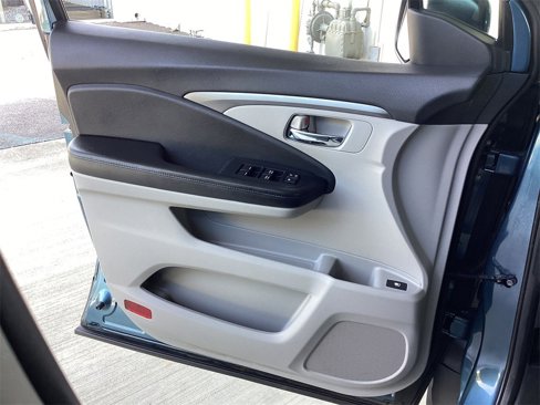 Used 2017 Honda Pilot EX image 21