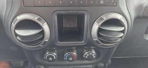 Used 2013 Jeep Wrangler Sport image 15