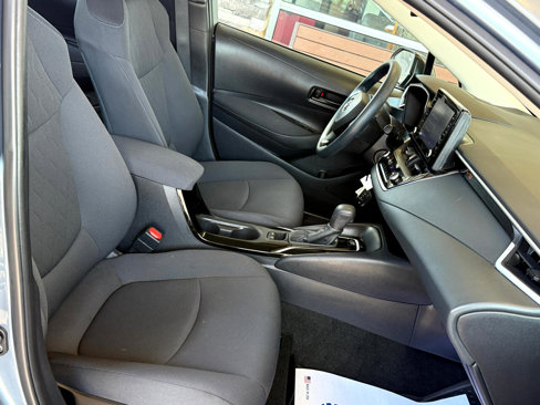 Used 2022 Toyota Corolla LE image 15